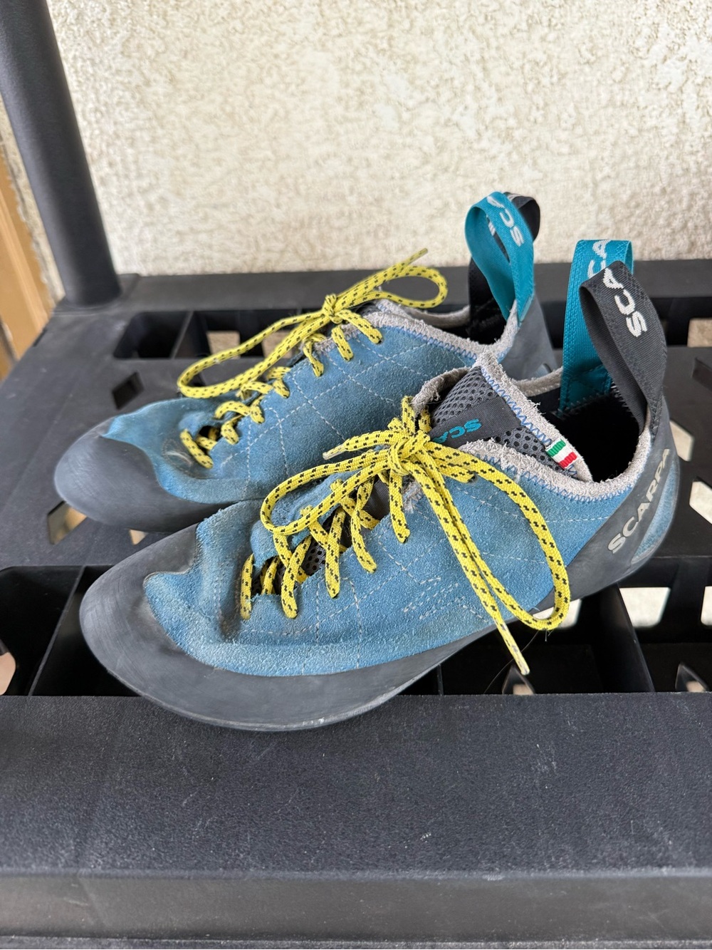 Scarpa Helix Rock Climbing Shoes Hyper Blue EU 40 Men’s 7.5 Women’s 8.5